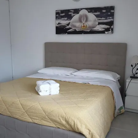 Deluxe Vista Mare Apartament *